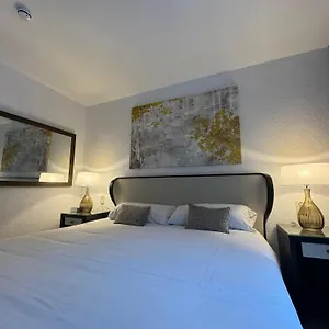 2* Hotel Valls Valira